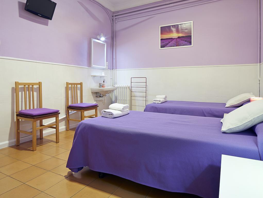Hostal Valls Барселона Екстериор снимка